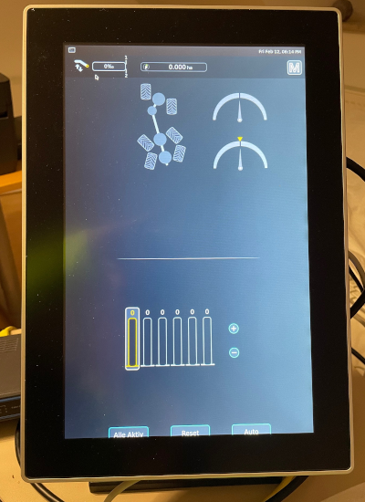 Weston shows the application in portrait mode with the system toolbar at the top.